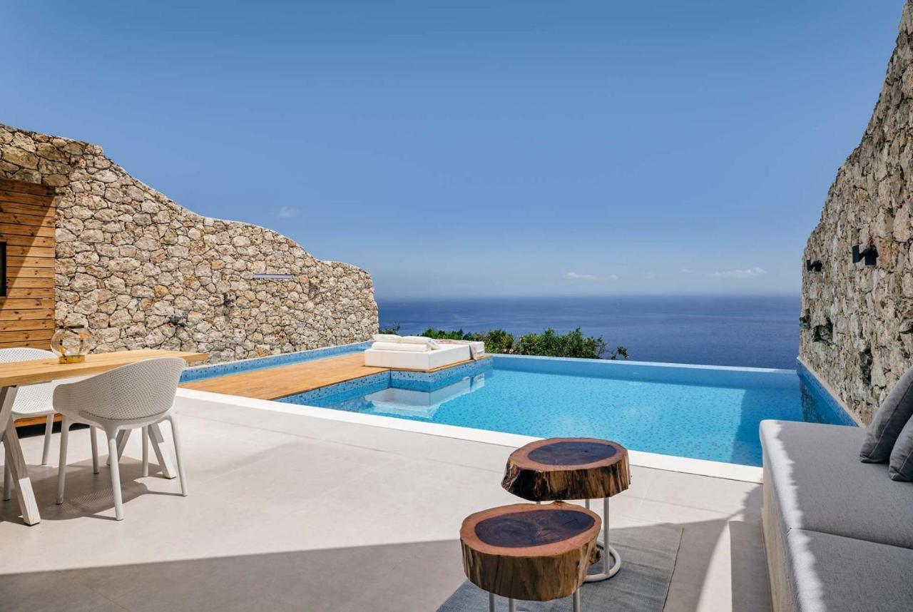 Emerald Cave Suites Agios Nikolaos  Rum bild